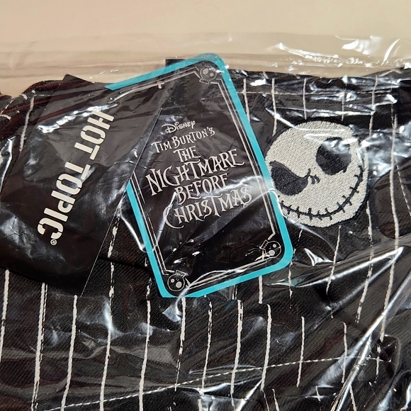 ❤️NWT VINTAGE HOT TOPIC NIGHTMARE BEFORE CHRISTMAS SKIRT - JACK SKELLINGTON - Picture 6 of 9